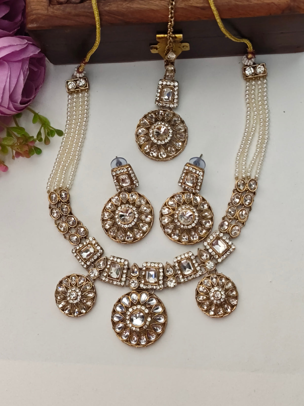 Pearl White-Aarna Floral Necklace Set
