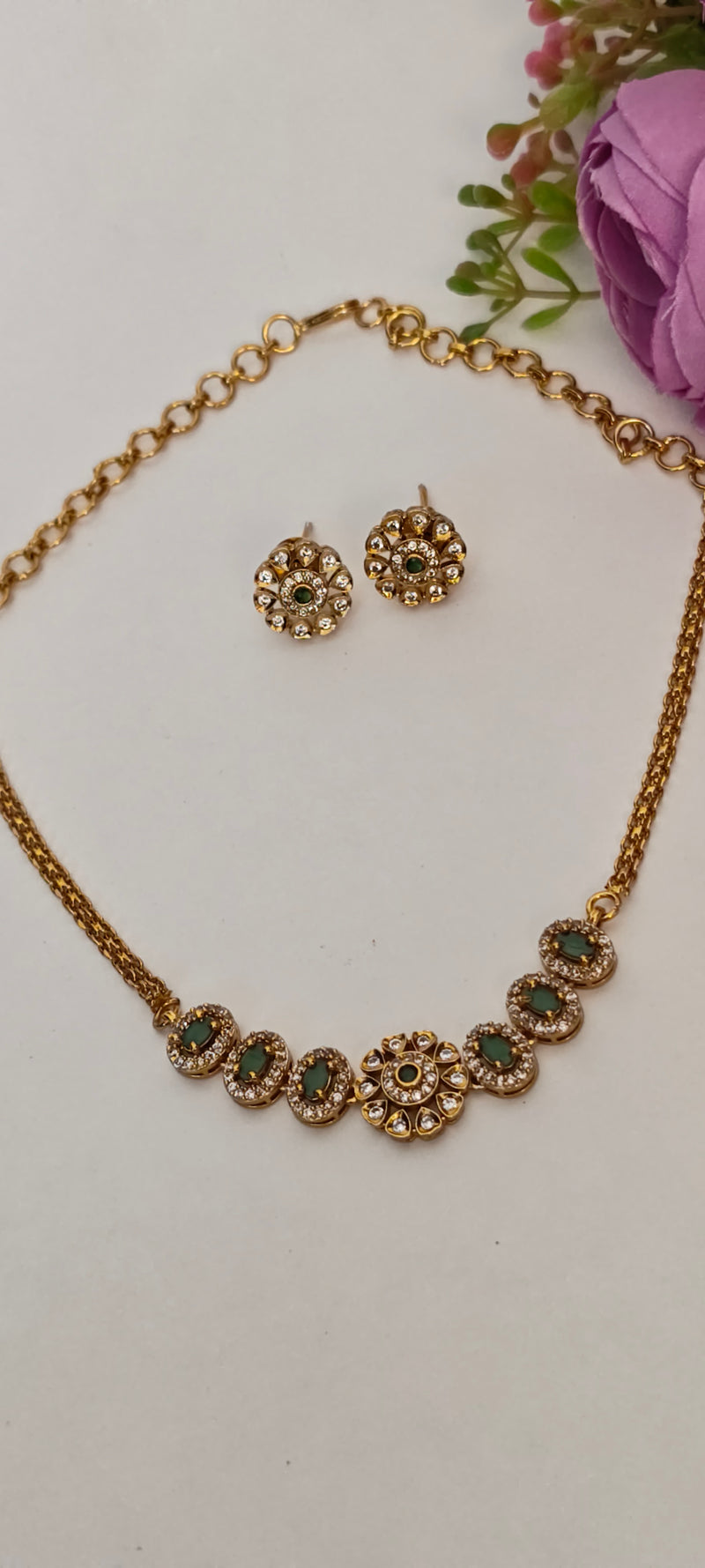 Green Mini Choker Necklace Set