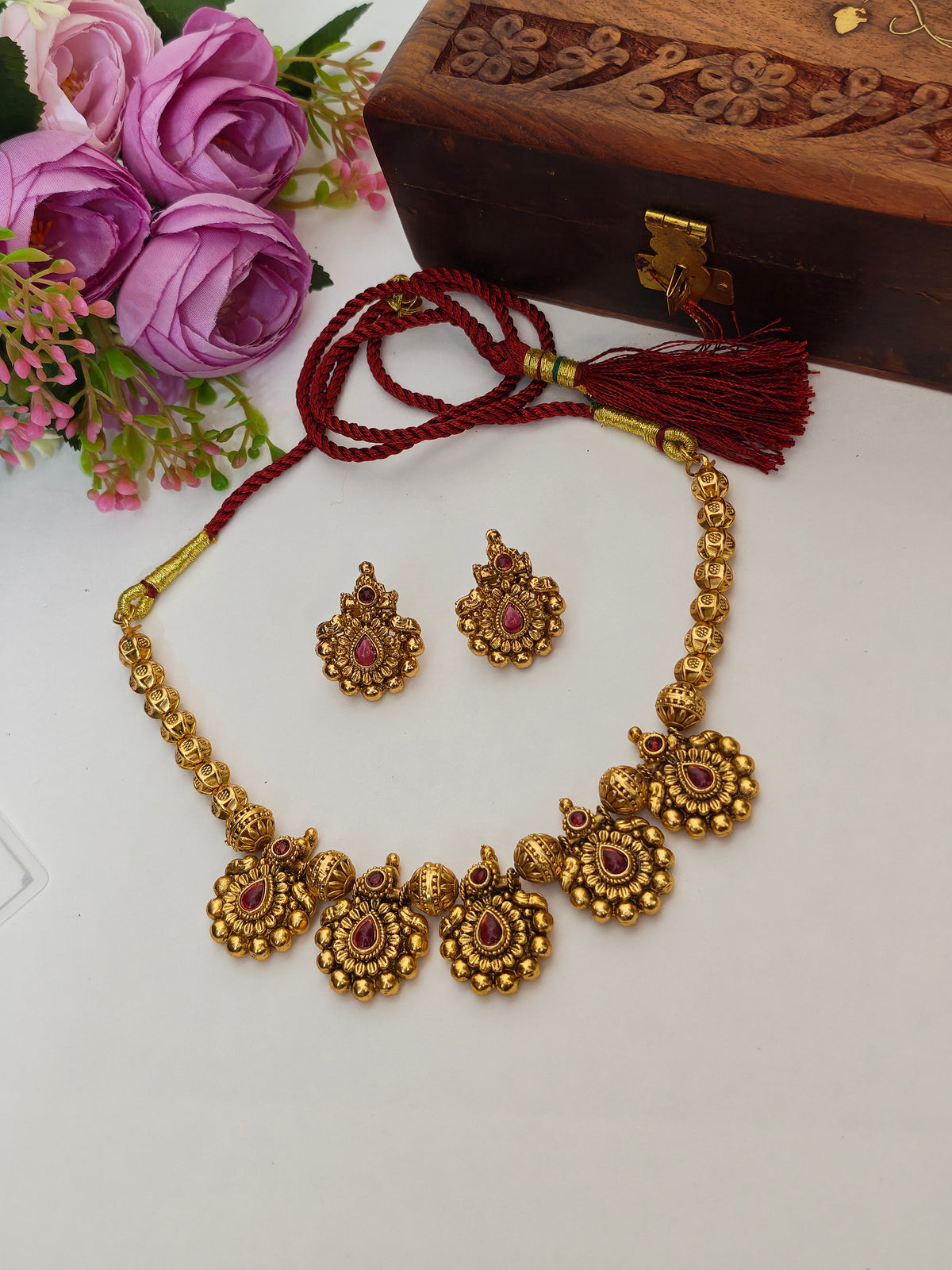 Antique Gold Red Stone-Tara Necklace Set