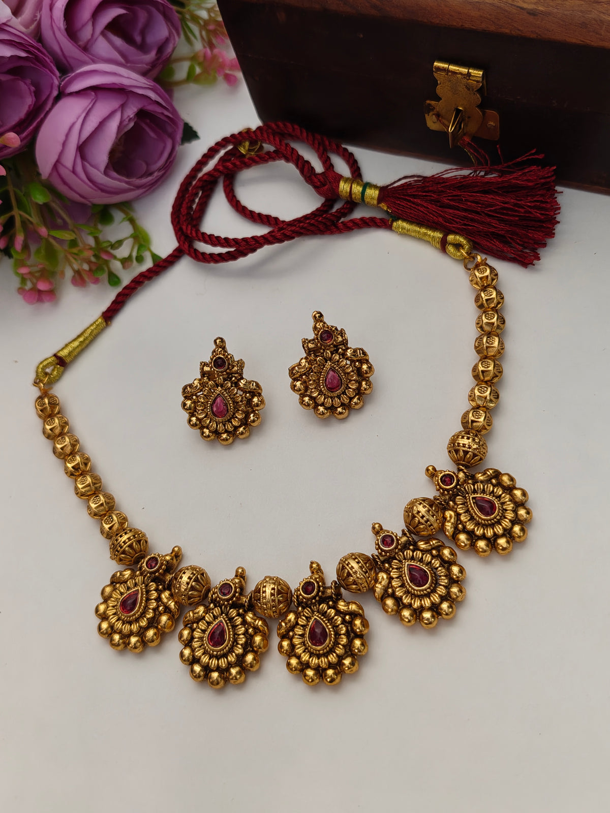 Antique Gold Red Stone-Tara Necklace Set