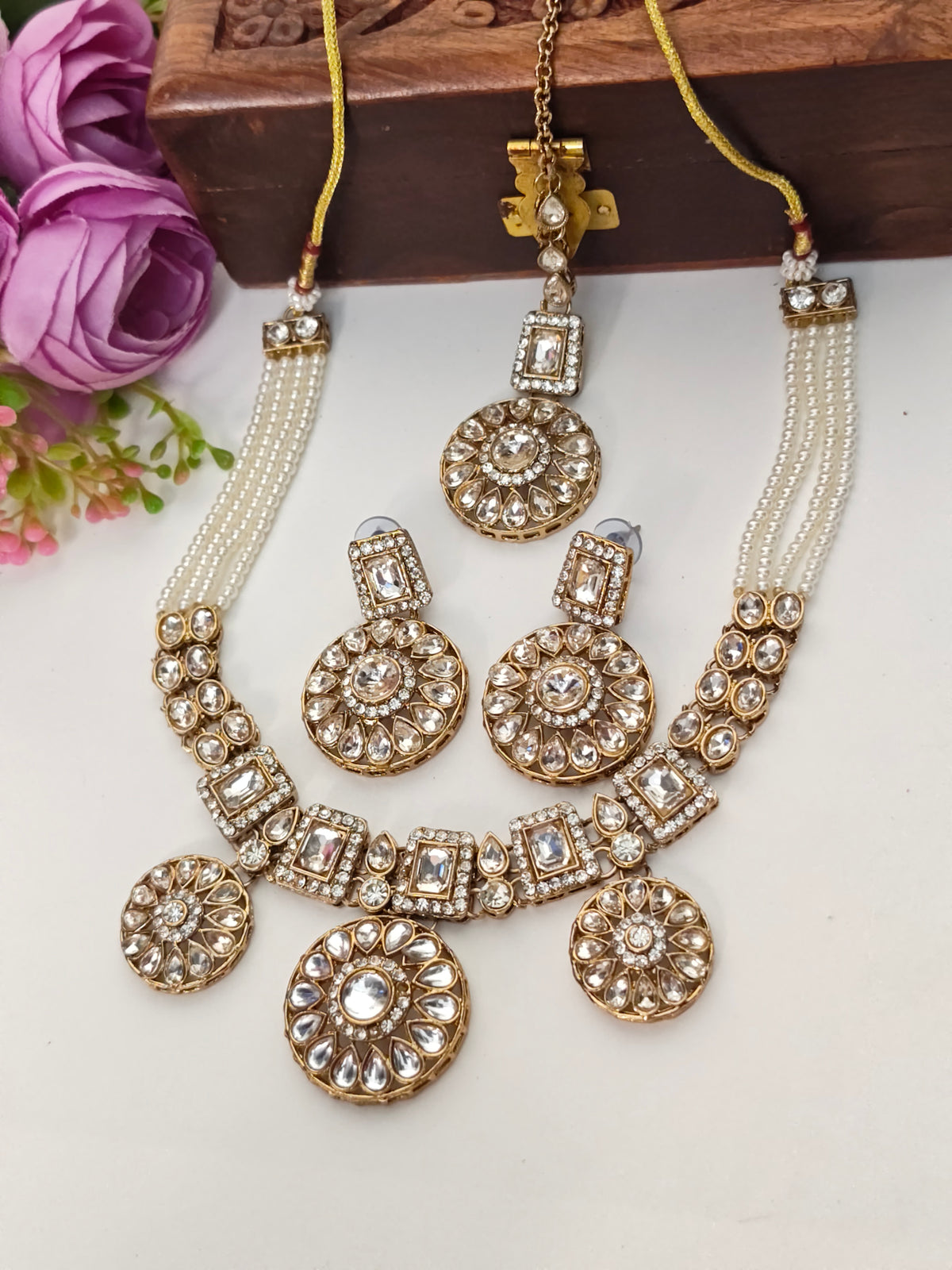 Pearl White-Aarna Floral Necklace Set